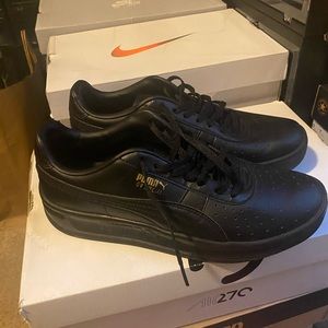 Black Pumas Big kids size 6.5